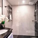 Plaza Hotel 3*