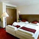 Plaza Hotel