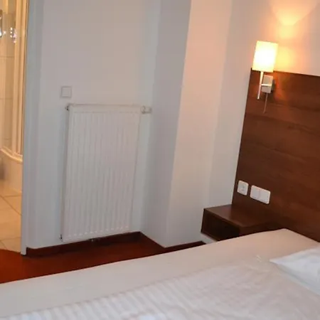 Hotel Plaza Solnohrad