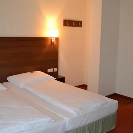 Plaza Hotel