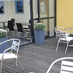 Plaza Отель 3*