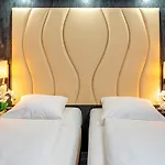 Plaza 3* Зальцбург